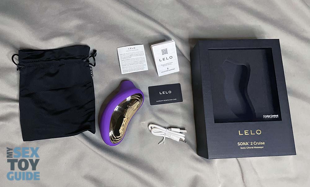 The content of the Lelo box