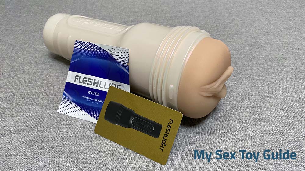 Lana Rhoades with the Fleshlube and Gold VIP card