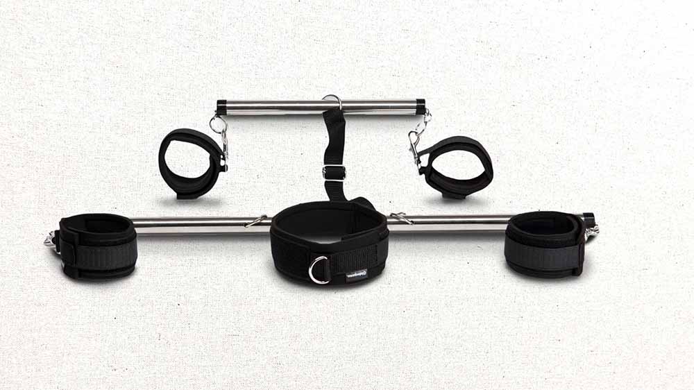 Fetish Fantasy 24 Inch Spreader Bar and Handcuff Set