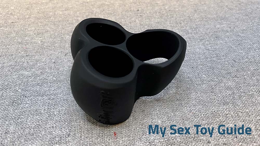 Closesup of the three silicone rings