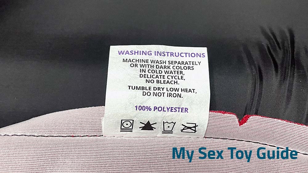 The label with the washing instructions