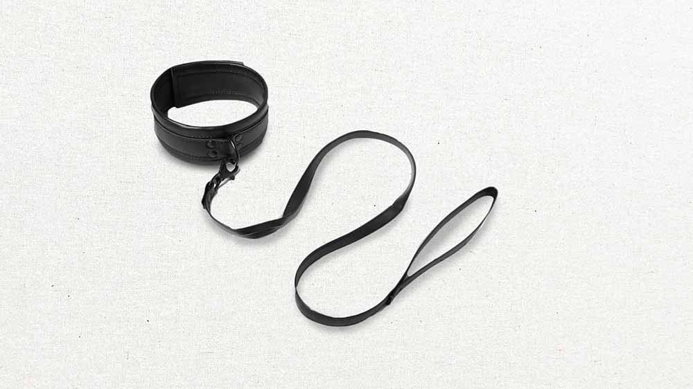 Bondage Boutique Faux Leather Collar and Leash