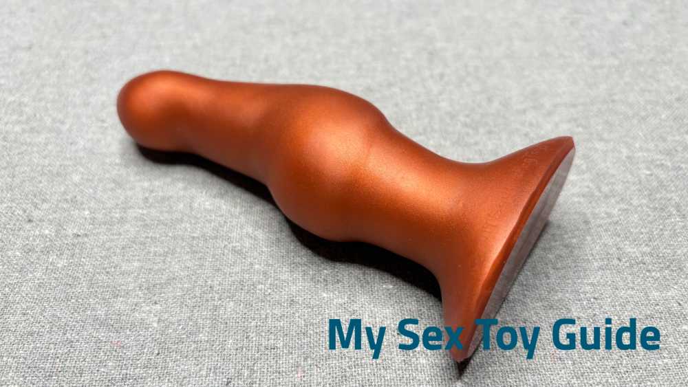 SquarePegToys Happy Hour Plug SuperSoft Bronze Silicone