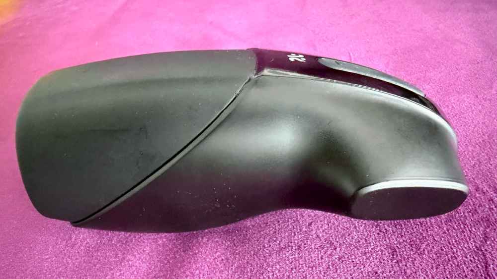Satisfyer Men Vibrating Masturbator