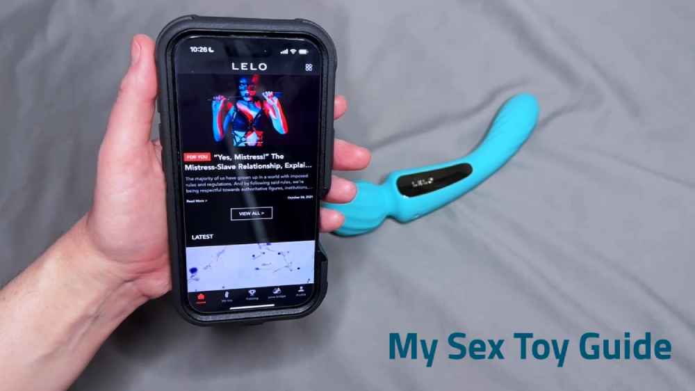 Me demonstrating the LELO app