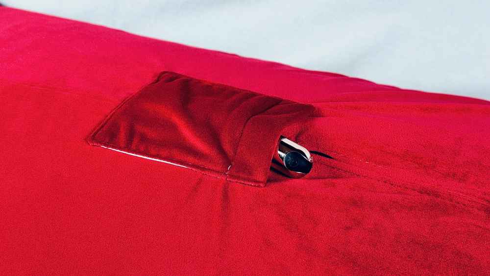 The pocket for the bullet vibrator