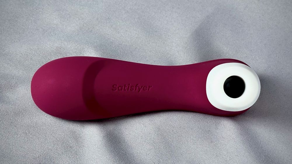 Satisfyer Pro 2 Generation 3 with the vibration cap