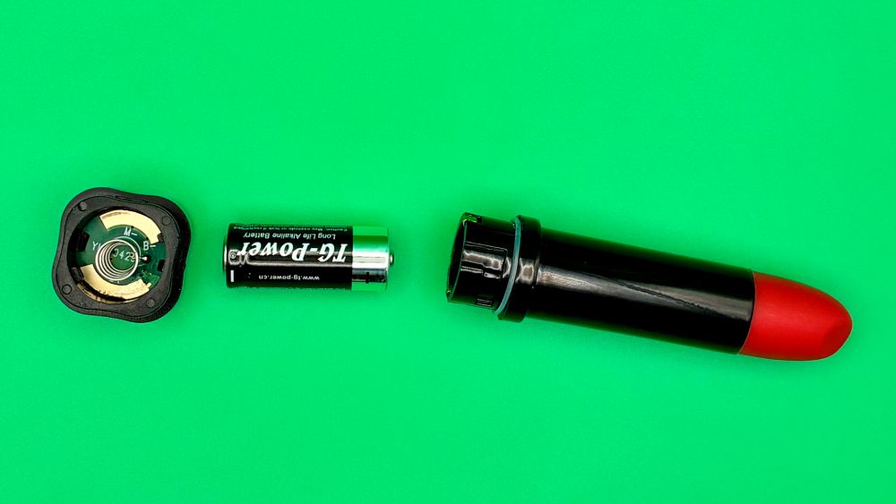 Hide & Play with the battery compartment open
