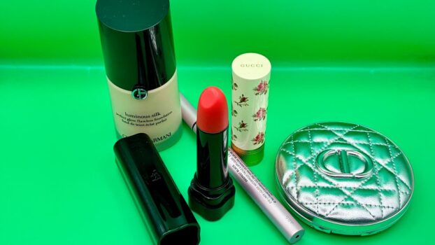 Hide & Play Lipstick Vibrator