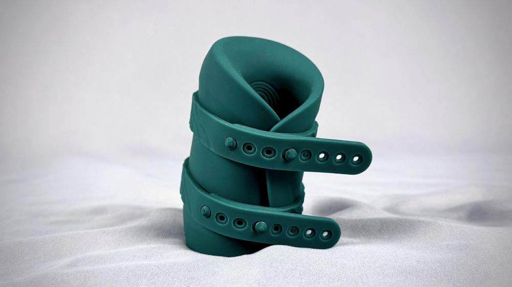 Lovense Gush 2 Motion with the two straps