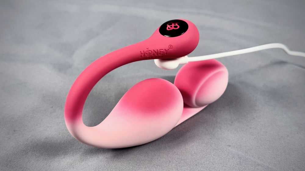 Honey Play Box VIBROSA charging
