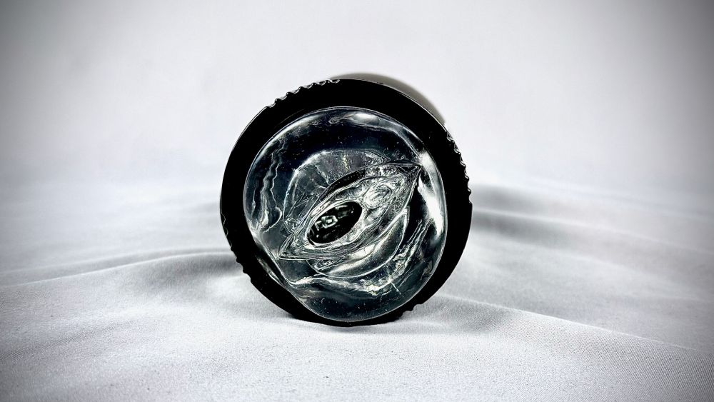 The orifice seen from the front